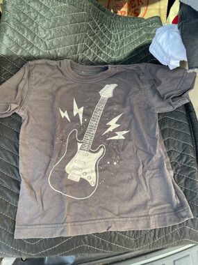 Kids' Guitar Graphic Tee - Black